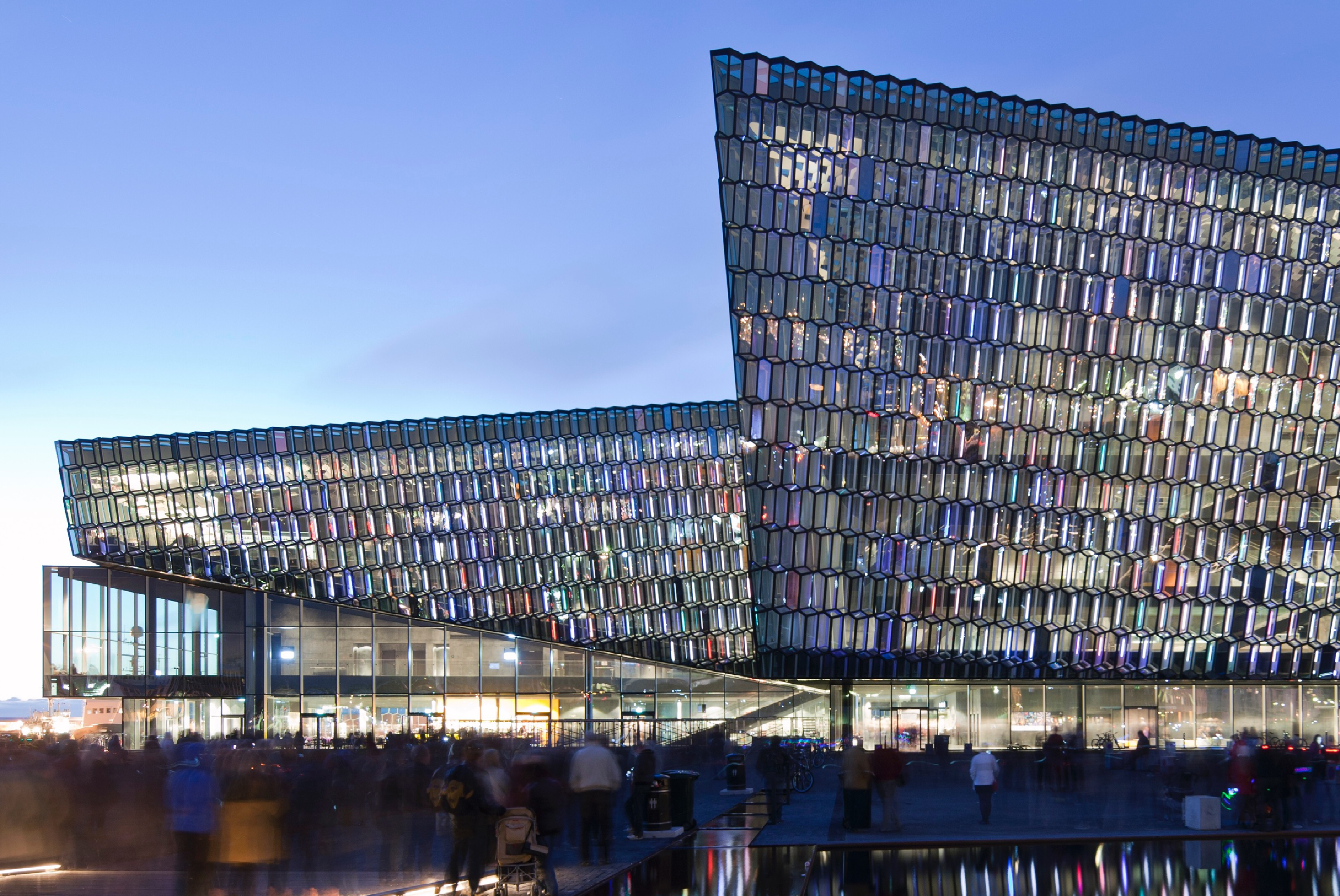 Aluminiumsystemhaus Fassaden, Türen und Fenster WICONA DE