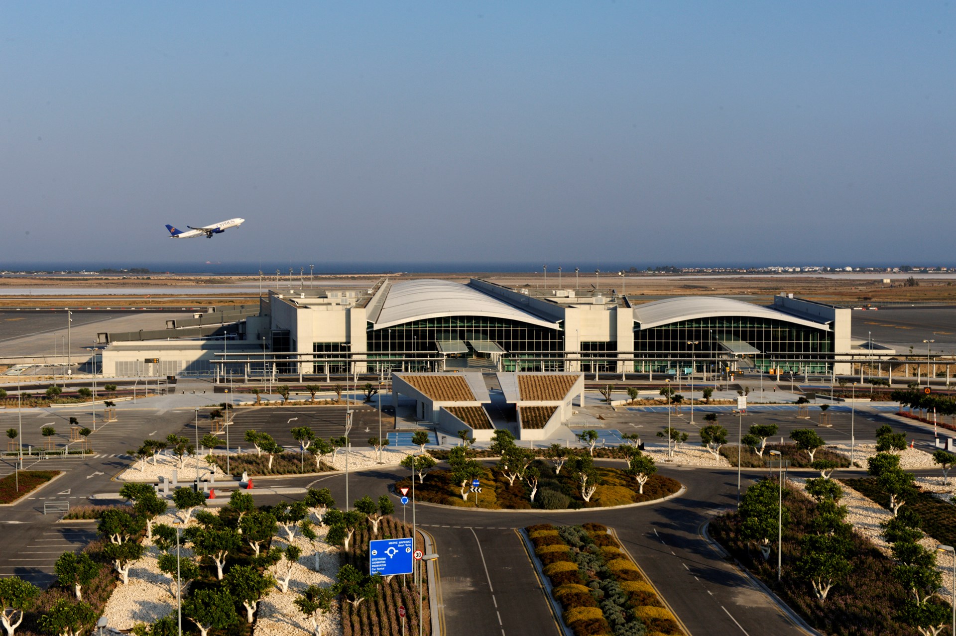 larnaka-international-airport