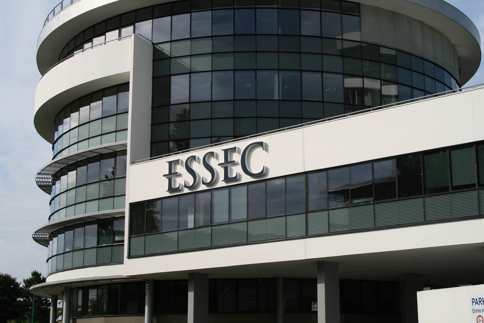 ESSEC Bâtiment le Nautile